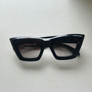 Valley Eyewear Black Geometric Sunglasses